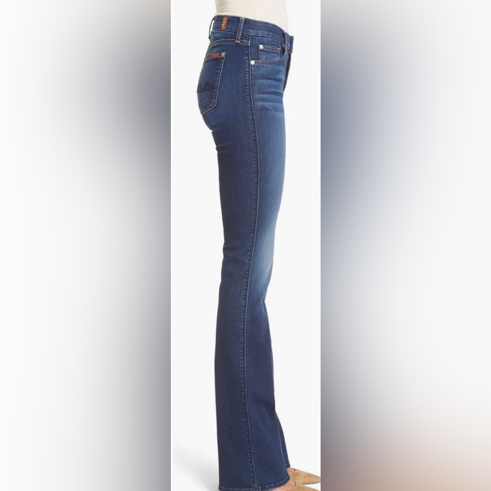 7 For All Mankind Bootcut Jeans in Duchess Wash - Picture 5 of 11